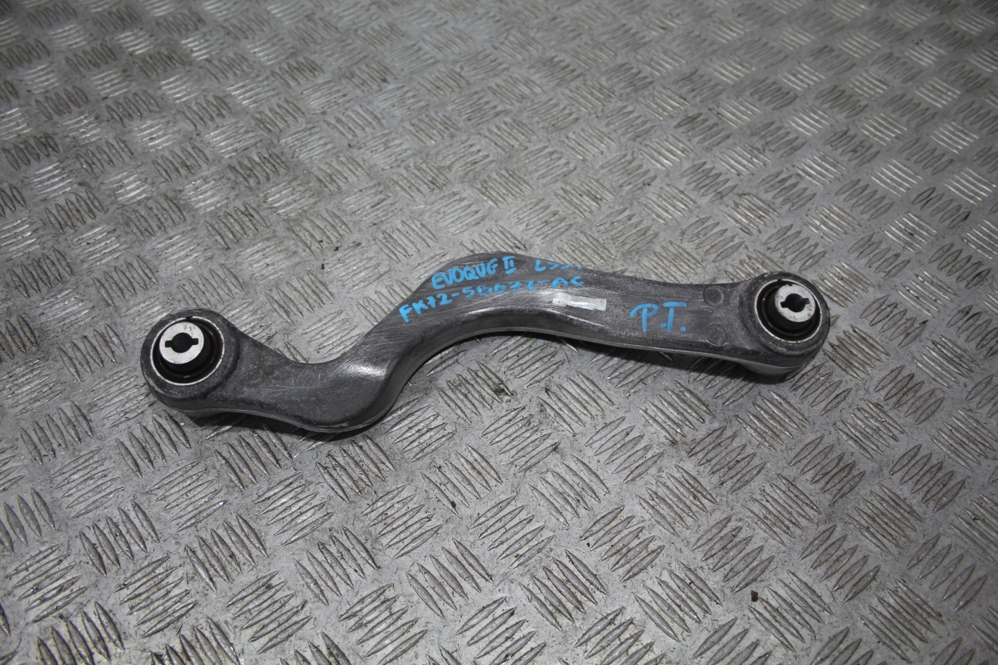 Querlenker rechts heck EVOQUE II 2 L551 FK72-5B672-AC