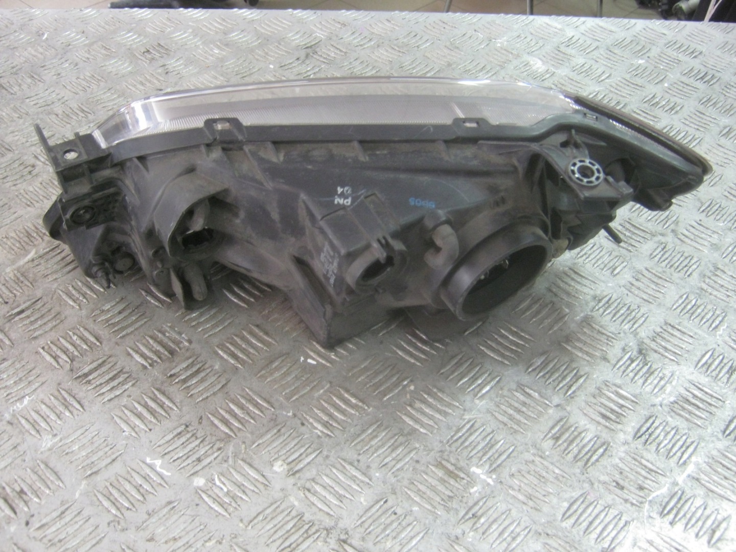 light right Mazda 323 BJ Lift 00-03
