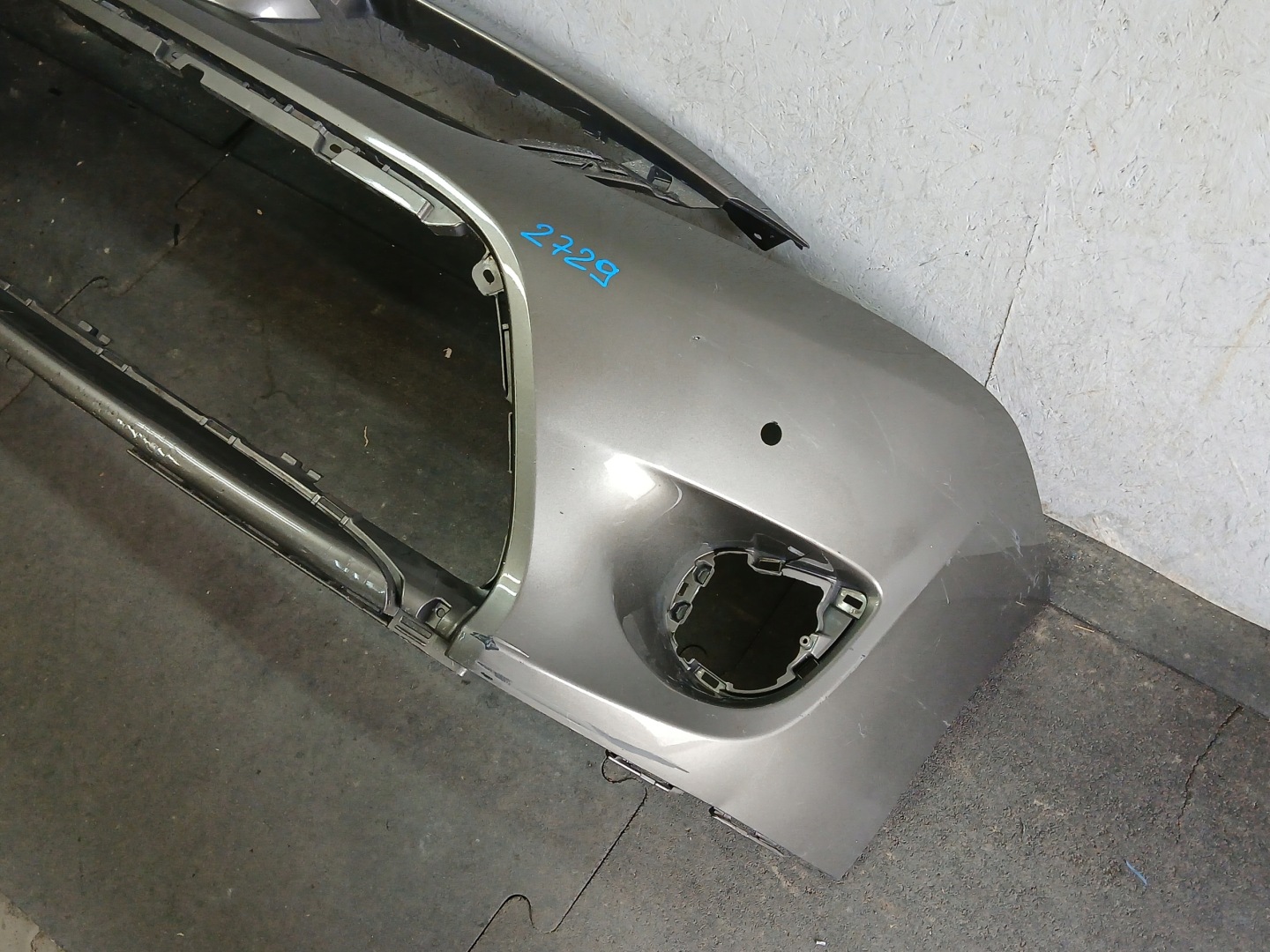bumper front TOYOTA VERSO LIFT 13