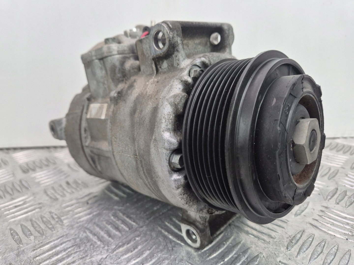Mercedes E300 CDI W212 klimakompressor OM642.850 A0022303211