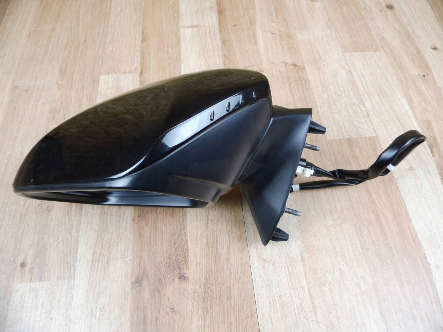 Toyota Yaris Cross 2020-2025 mirror left 6-PIN