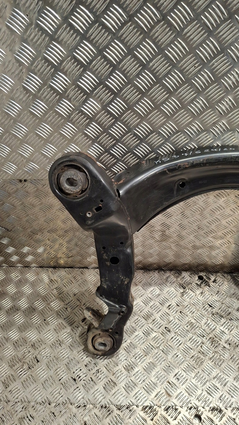 axle beam subframe front AUDI A6 C6 3.2