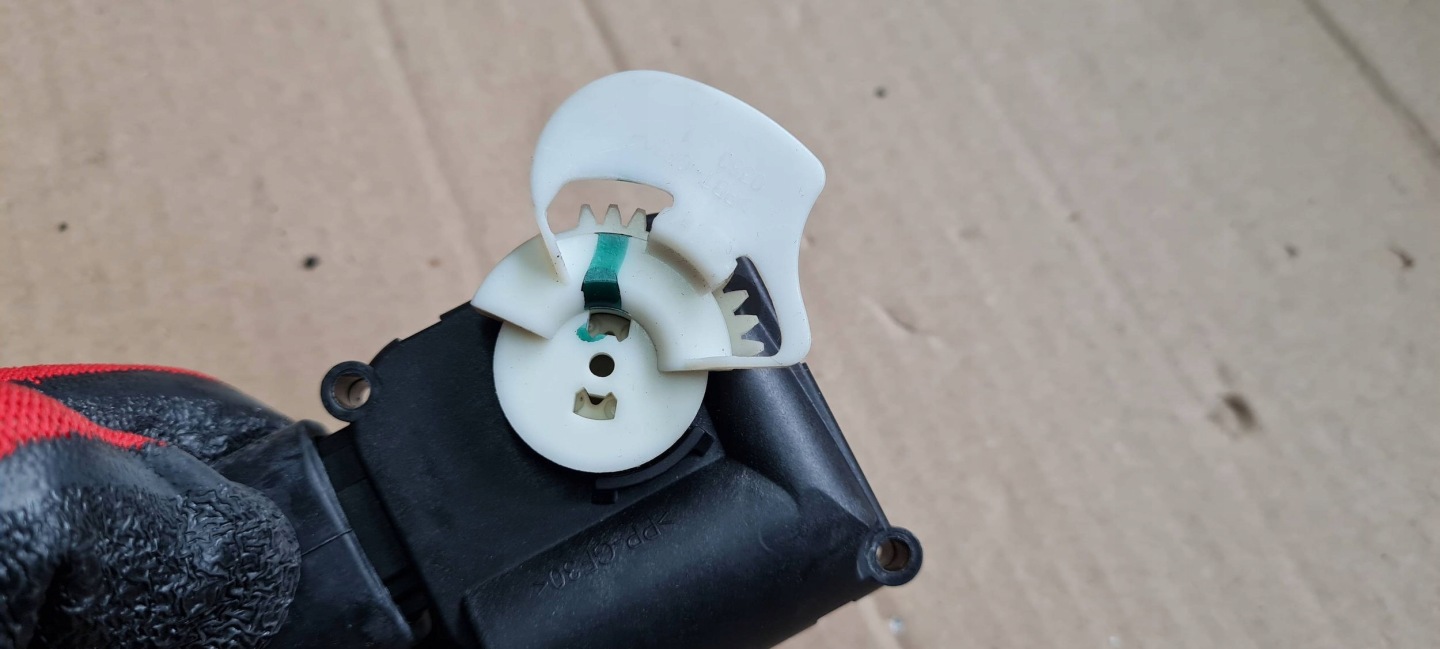 A6 C6 LIFT Micro moteur Bouches buses Bloc de chauffage complet de chauffage 4F0820511A