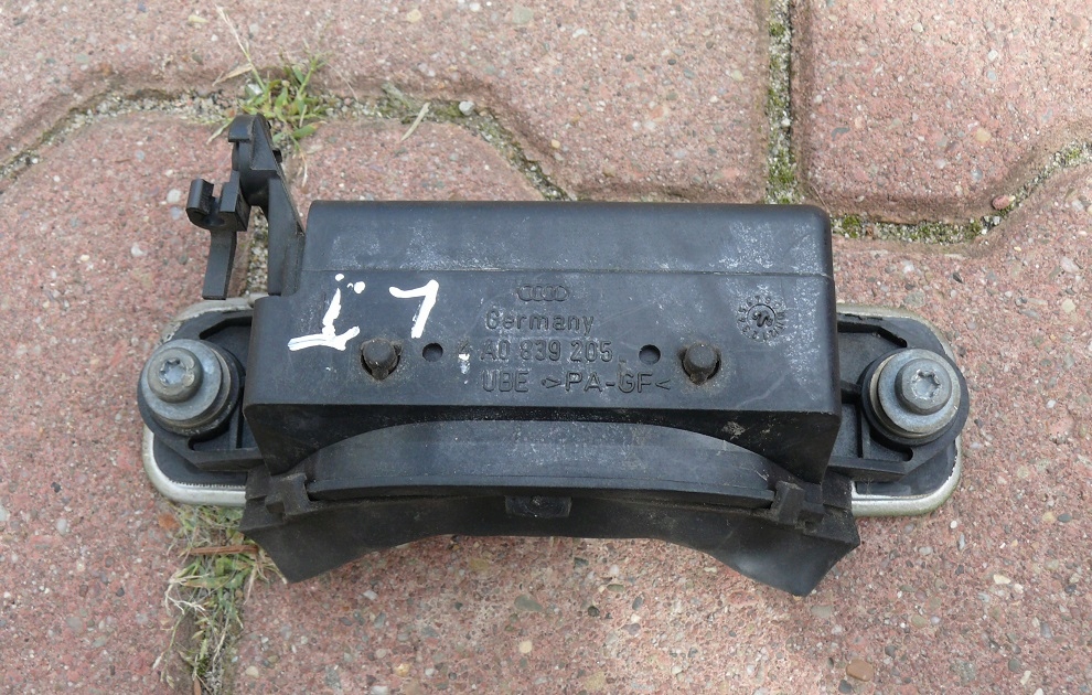 handle exterior door left rear part AUDI A8 D2 94-98r. LY7M 4A0839205