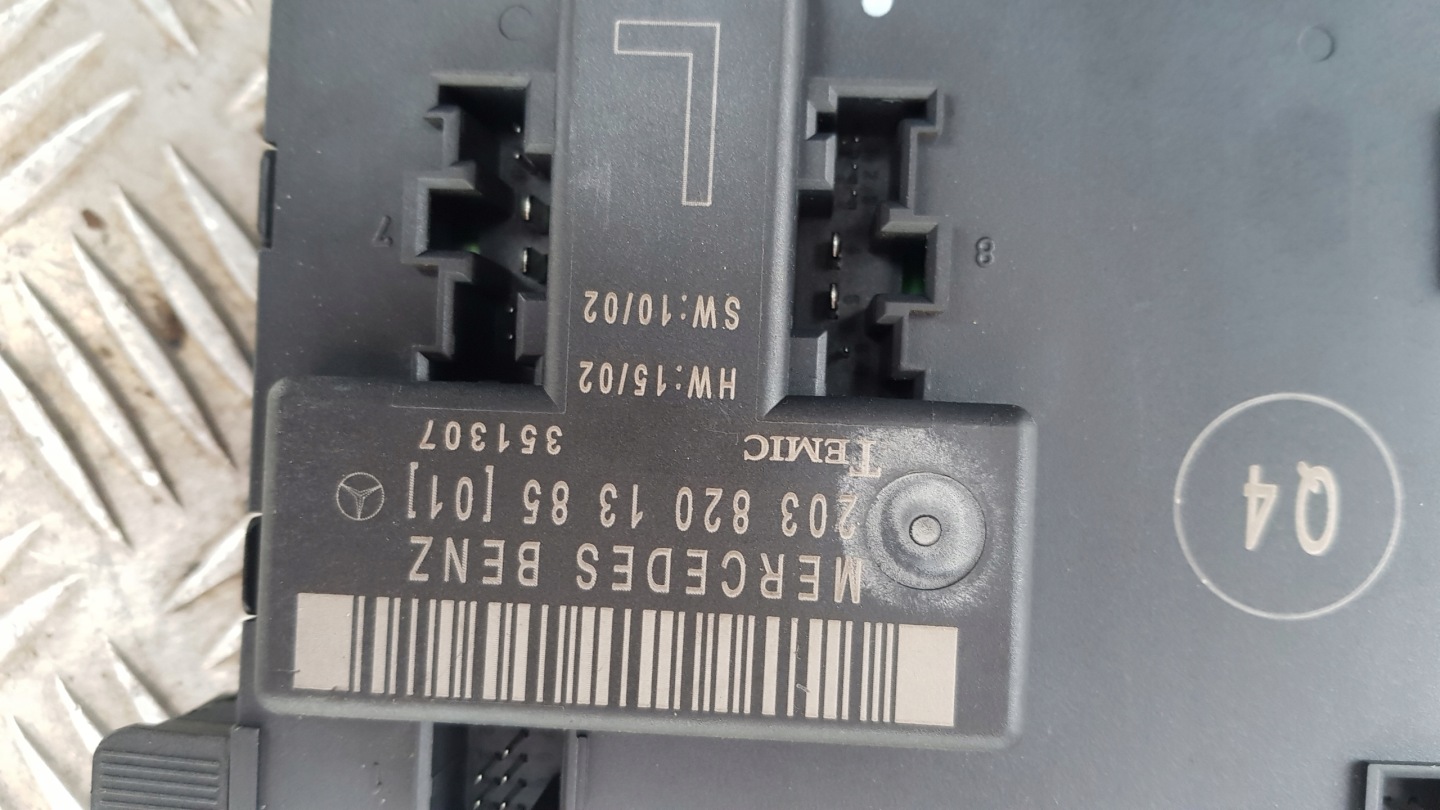 MERCEDES W203 module DZRWI left front 2038201385