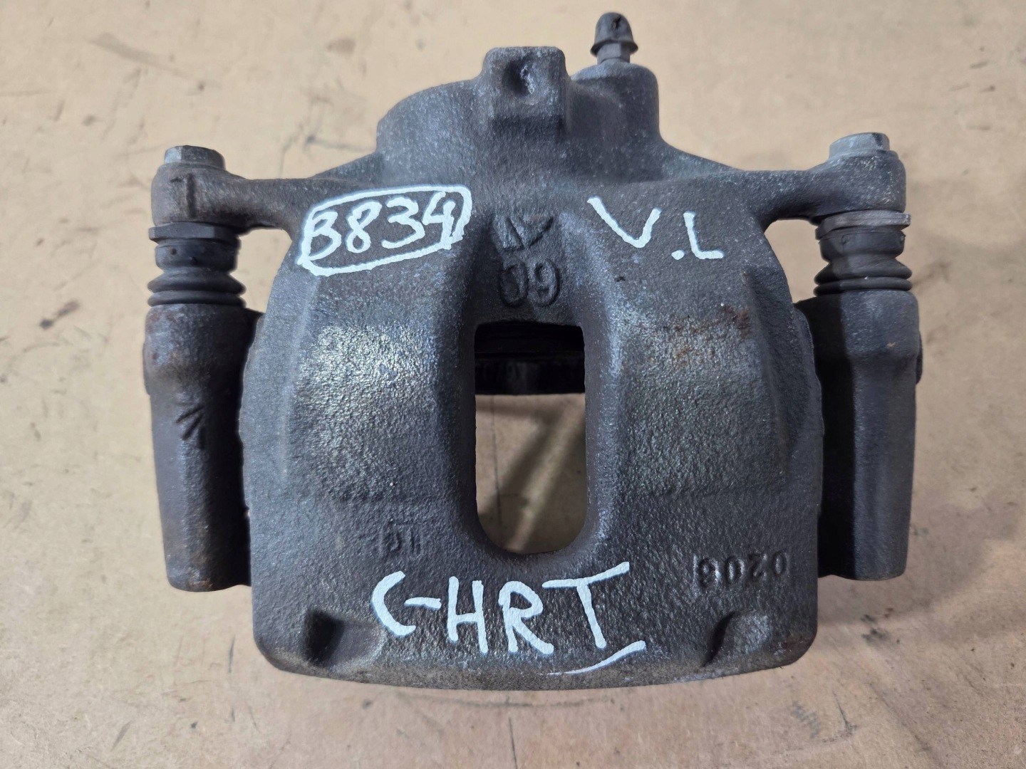 Toyota C-HR and caliper brake front left (B834)