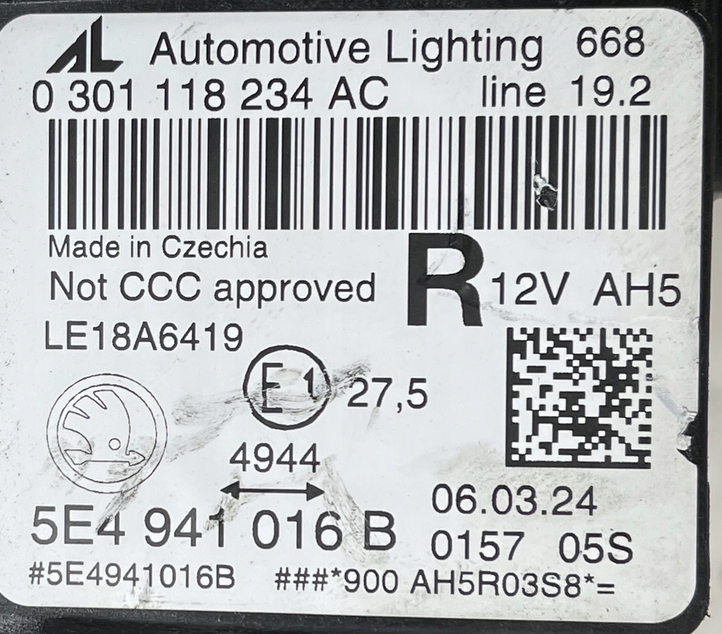 SKODA OCTAVIA IV light right front FULL LED 5E4941016B