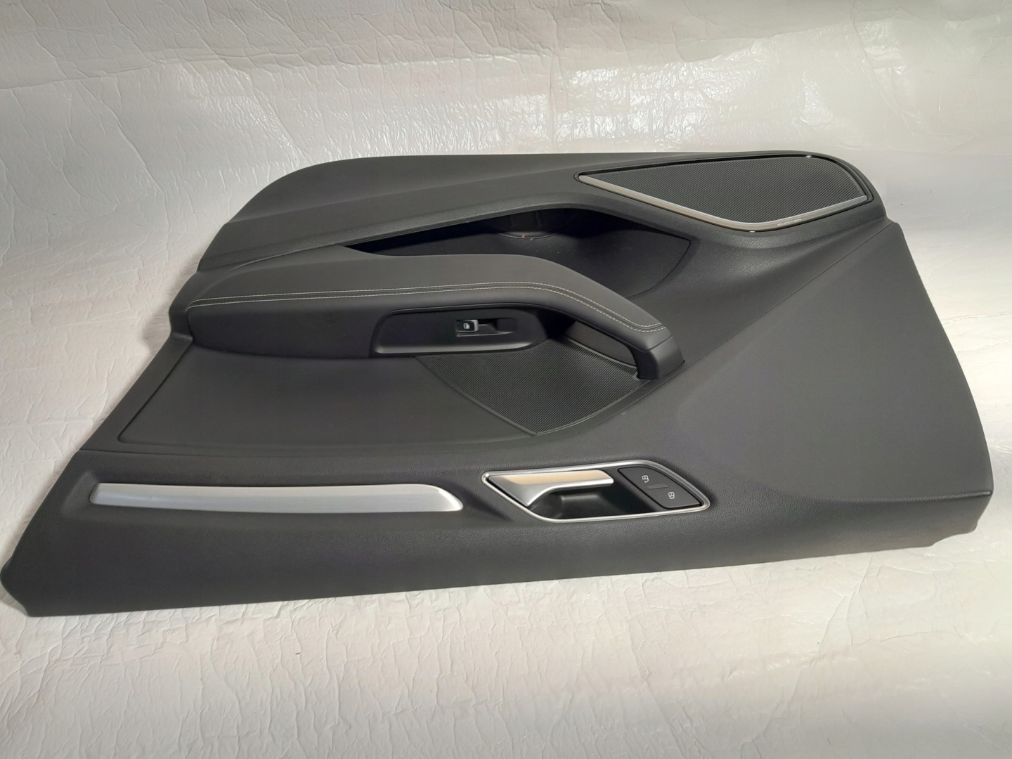 AUDI A3 S3 8V side upholstery door right front bang&OLUFSEN BIALA NIC