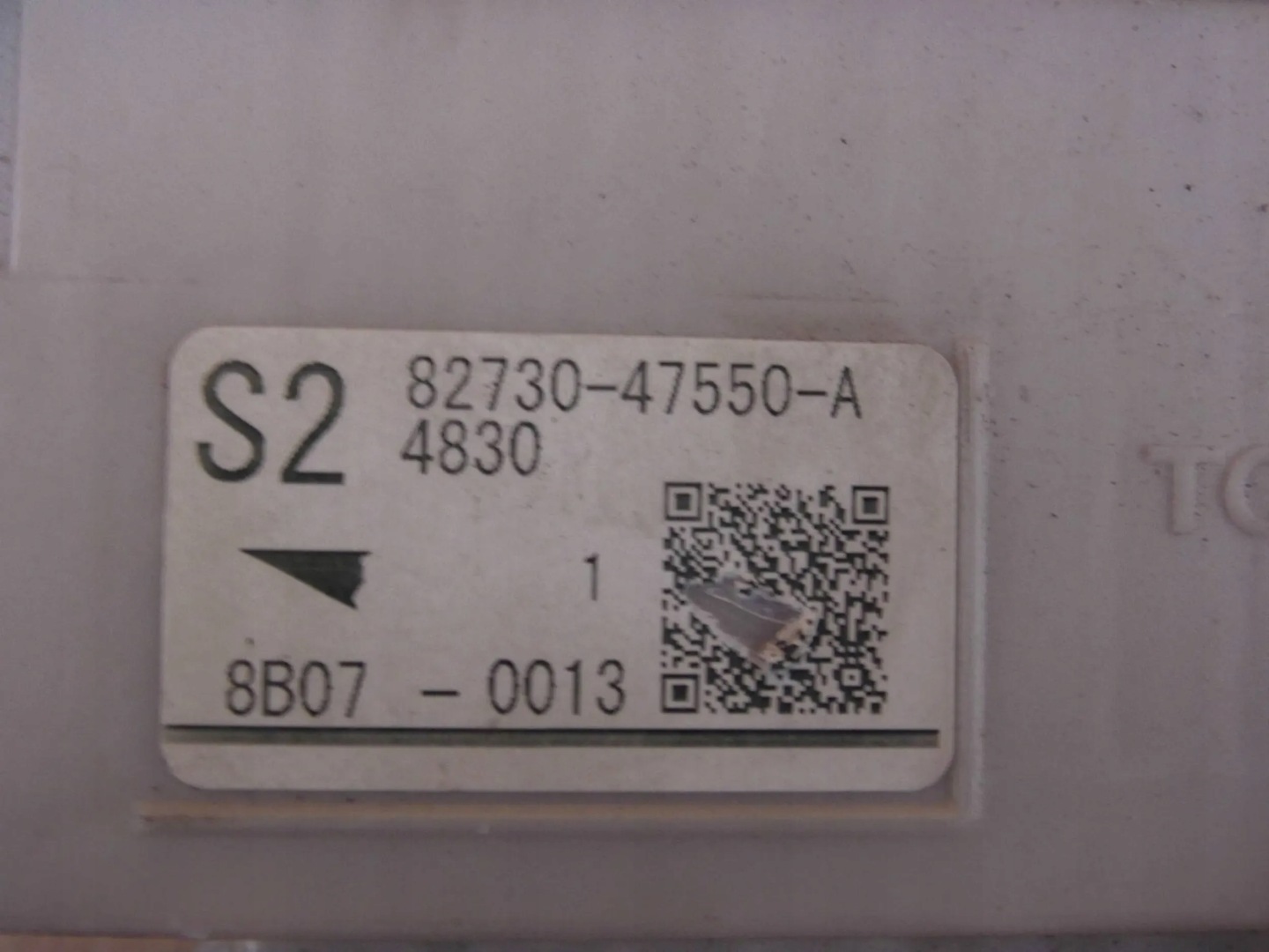 Toyota Prius+ plus module computer control unit komfortu BSI 89221-47540