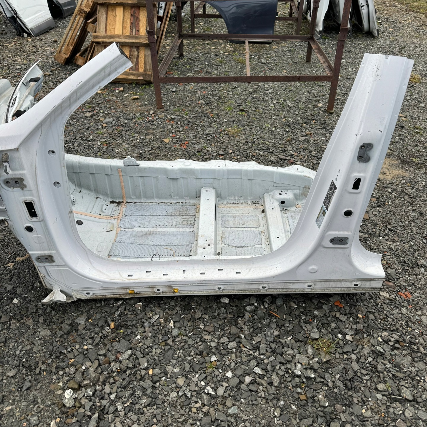 quarter CWIARA front left KIA K5