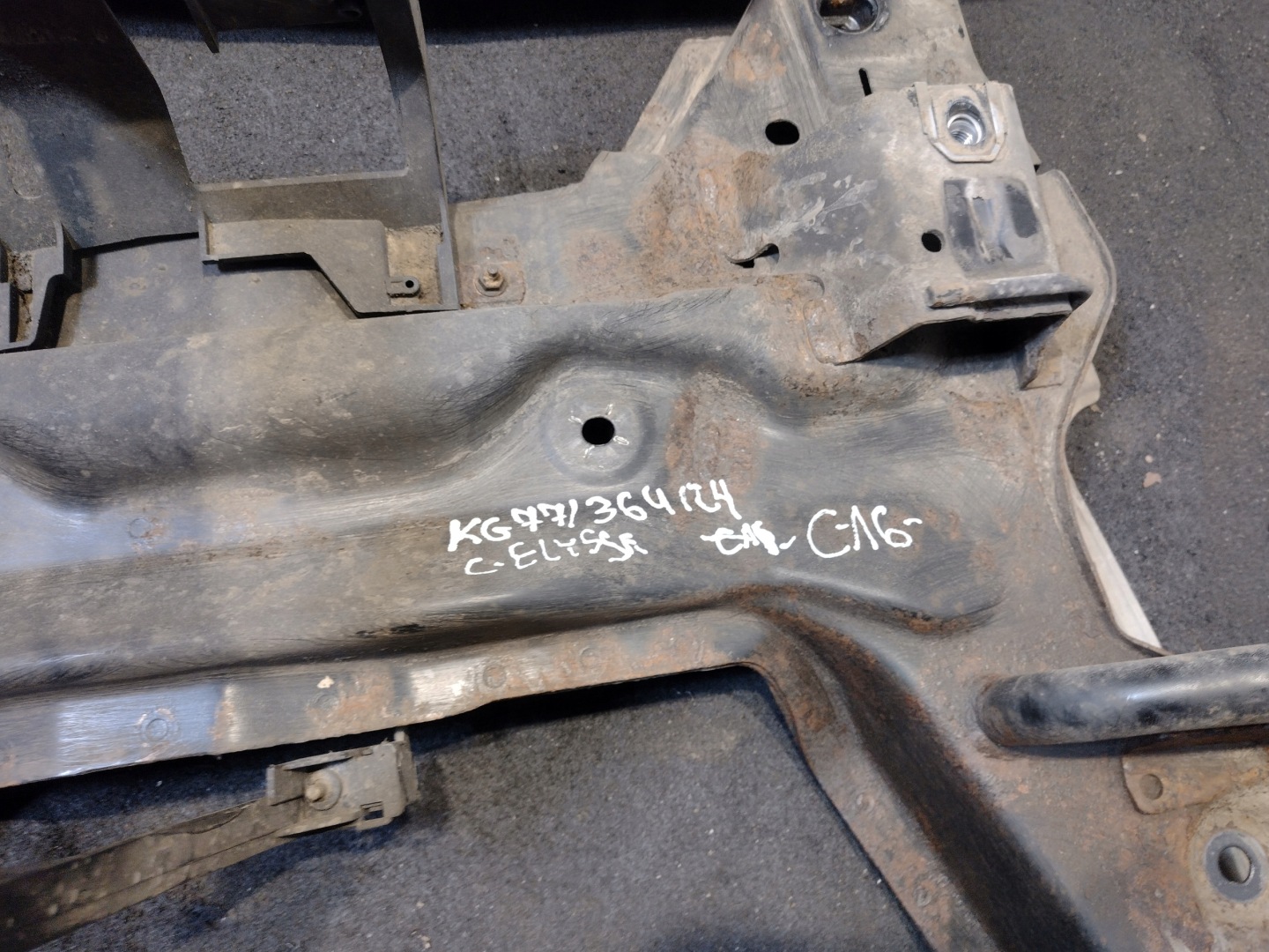 subframe axle beam front Citroen C-elysee II 2 1,6 Blue HDI