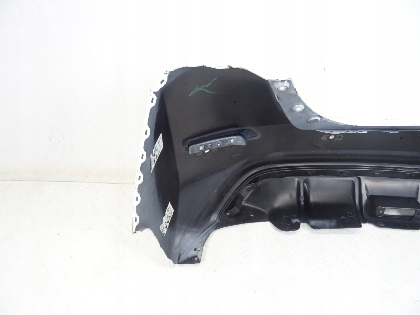 Nissan LEAF II 2 17- bumper rear part rear