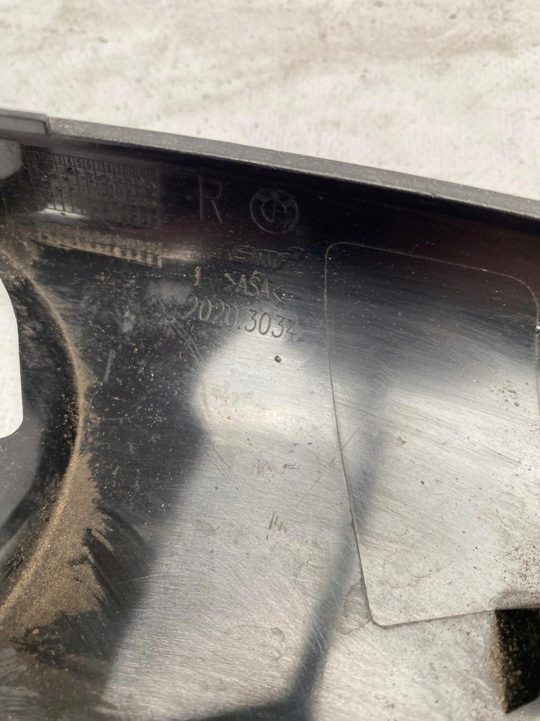 BMW F20 F30 lower cover mirrors right