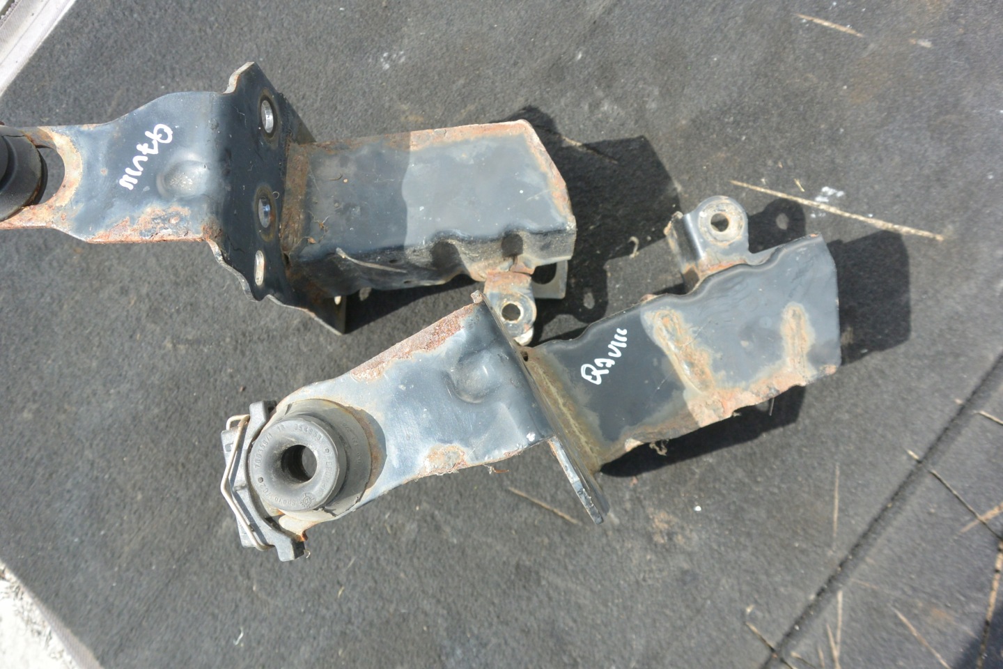 beam tip left right AUDI Q7 4L KOMPLET