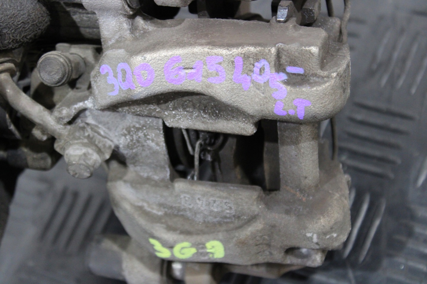 caliper brake left rear part 3Q0615405E VW PASSAT B8 3G0 3G9