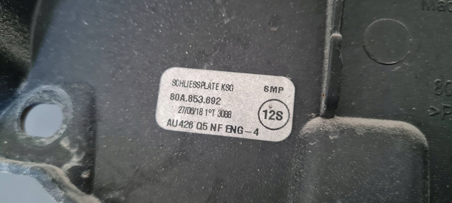 Q5 80A příčka držák masky příčka nárazníku 80A853692