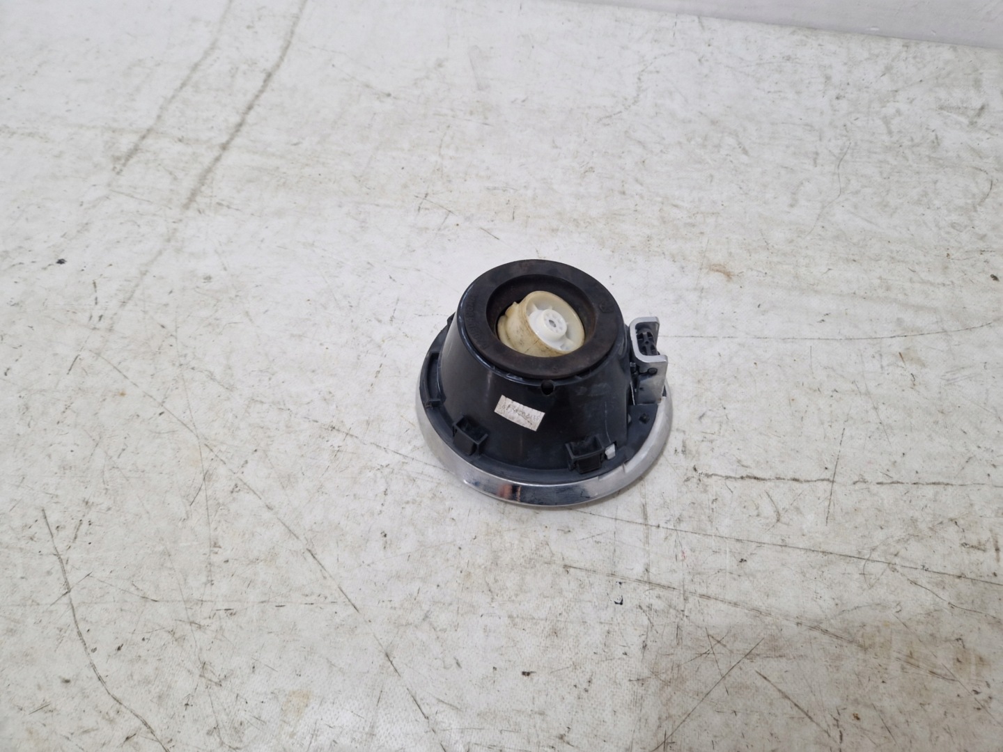 DODGE CHALLENGER 2019- KLAPKA DECKEL Tankklappe 68086353