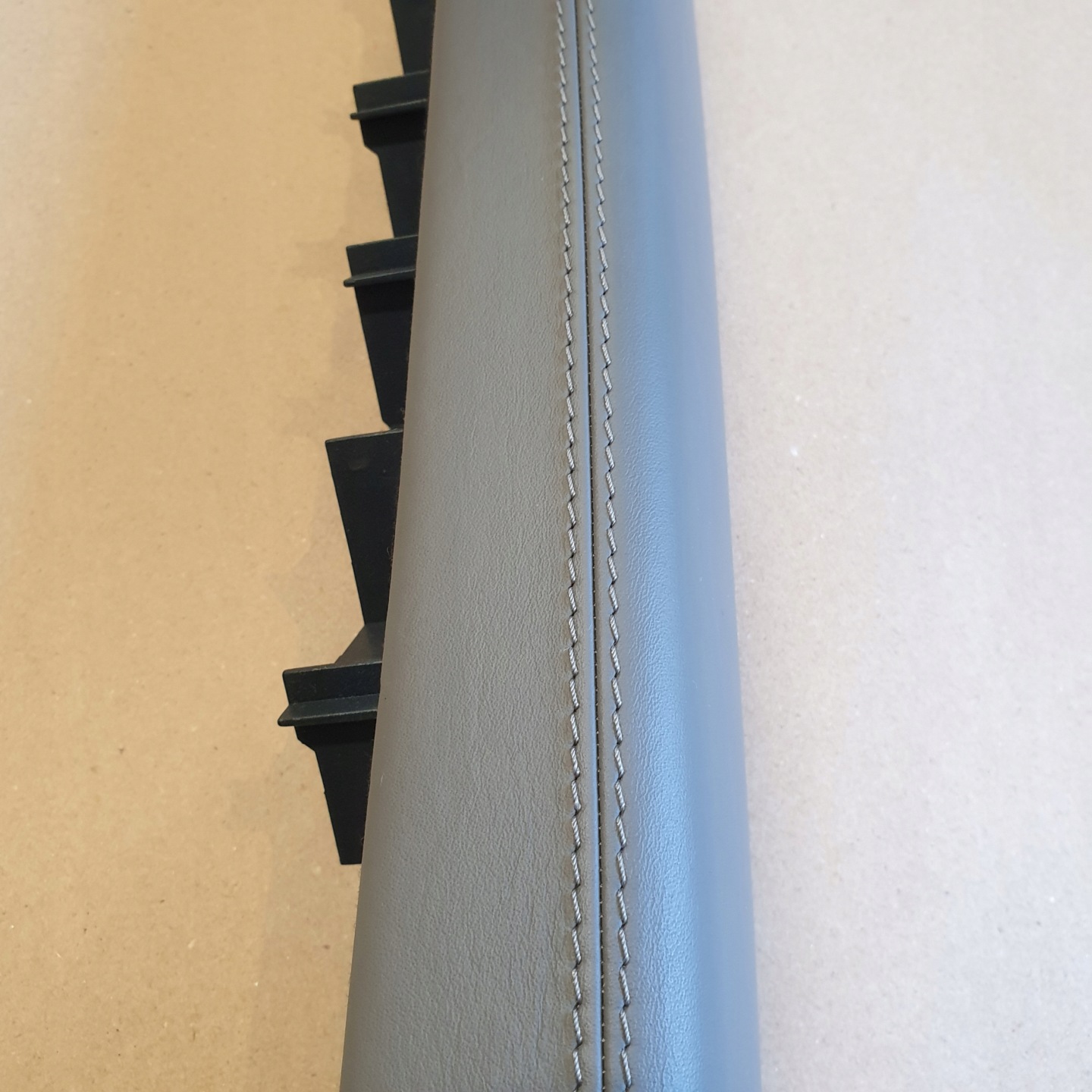 armrest leather left rear part MERCEDES S W221 LONG OE