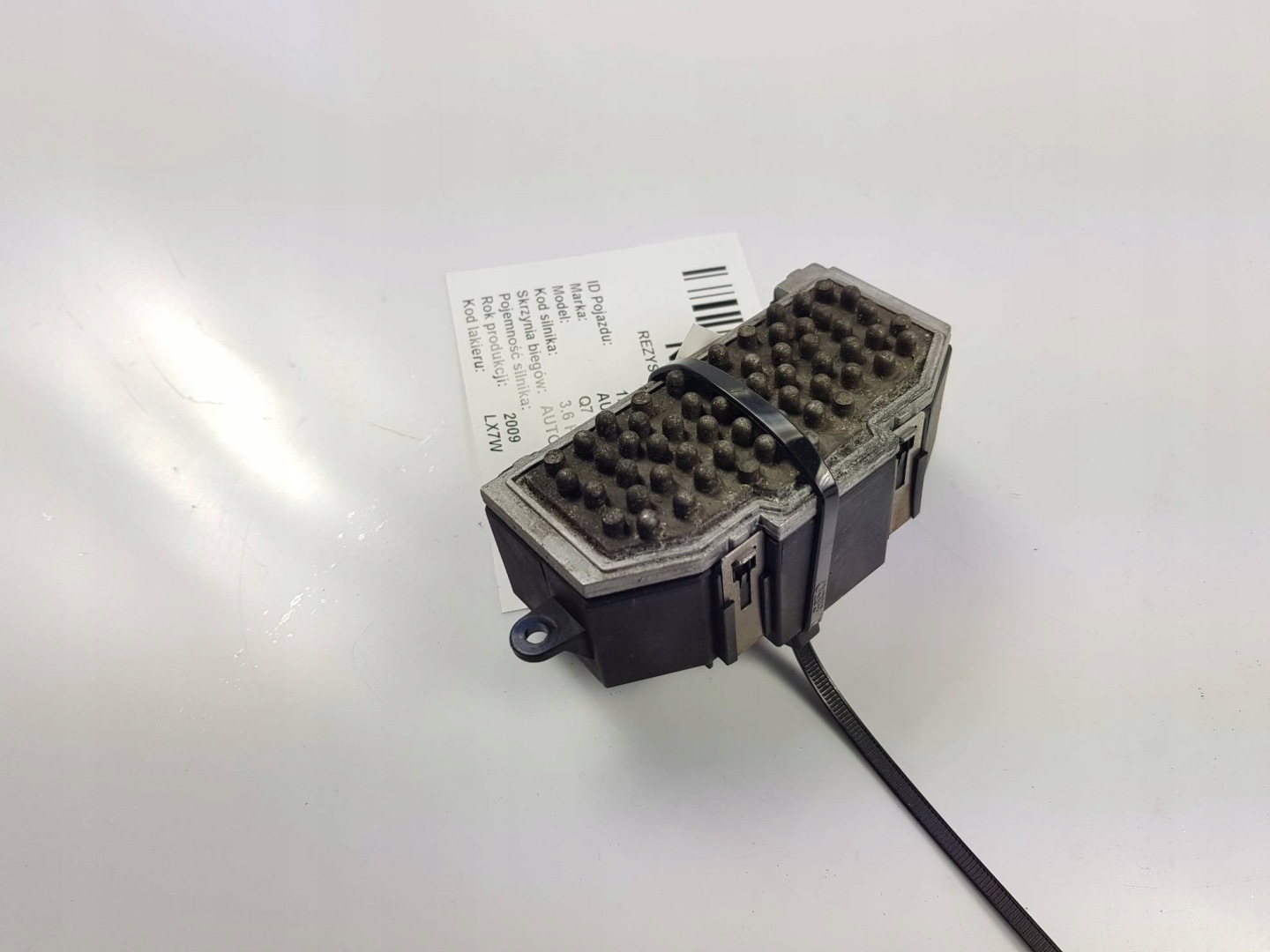 resistor, rheostat, regulator heater fan resistor 3C0907521D AUDI Q7