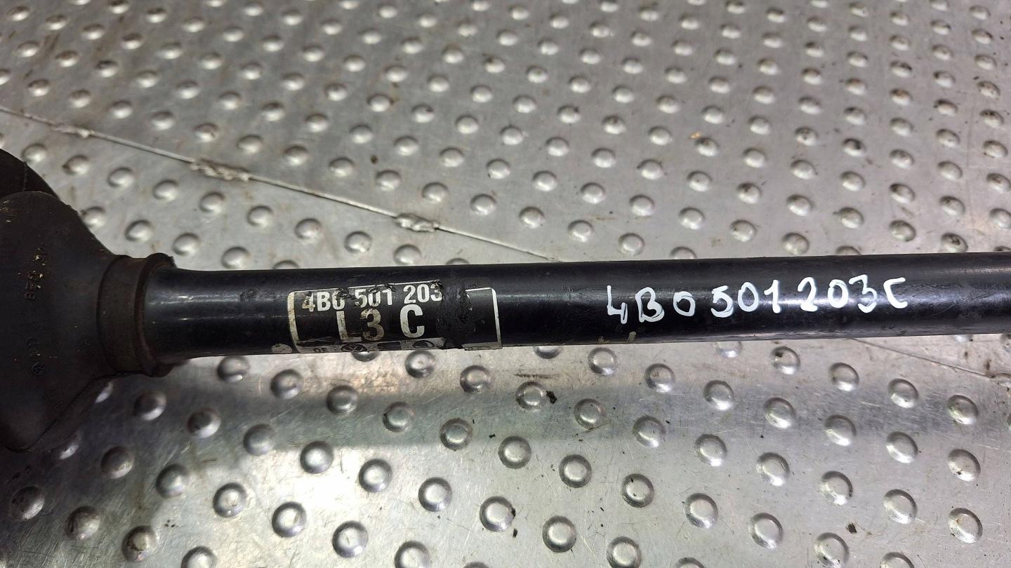 semi-axis right left rear part 4B0501203C AUDI A6 C5 3.0 BEN ASN