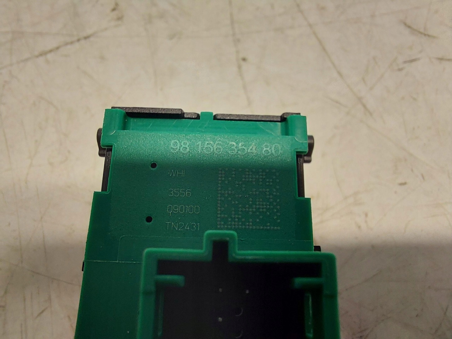 Peugeot 408 GT P54 button switch DRIVE