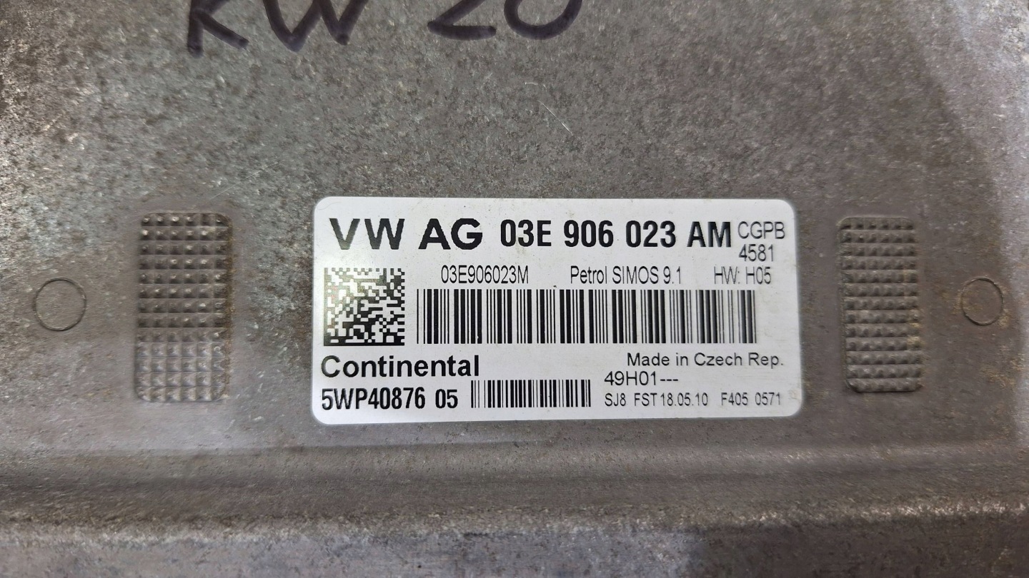computer control unit of the engine 03E906023AM 5WP4087605 SEAT IBIZA IV 1,2 12V