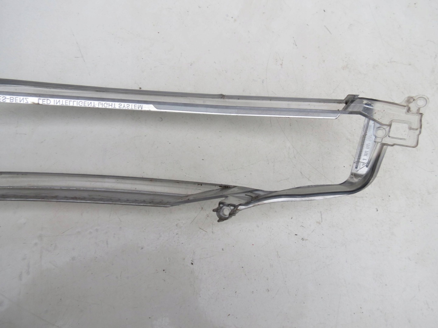 frame PRAWEJ lights LED MERCEDES CLS W218 1301015255