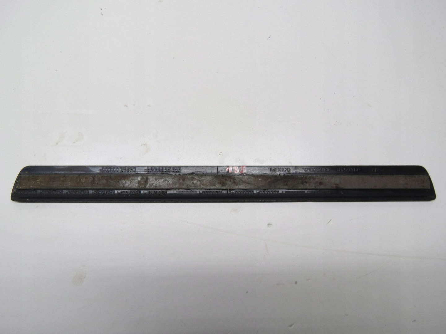 cap threshold door left front VOLVO V60 8659960