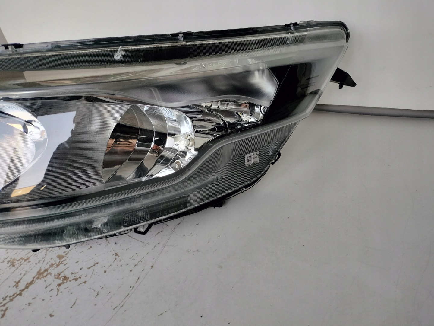 light left REFLEKTOR IVECO DAILY 19- LIFT