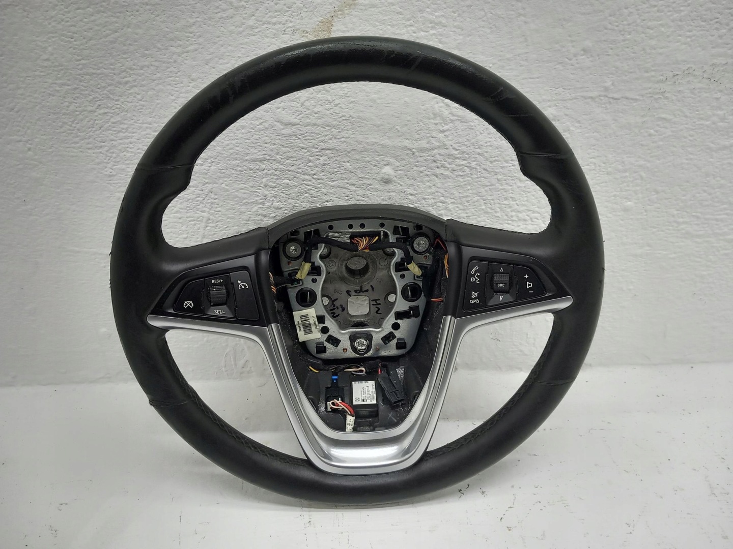 lenkrad MULTIFUNKCJA OPEL INSIGNIA A 08-17