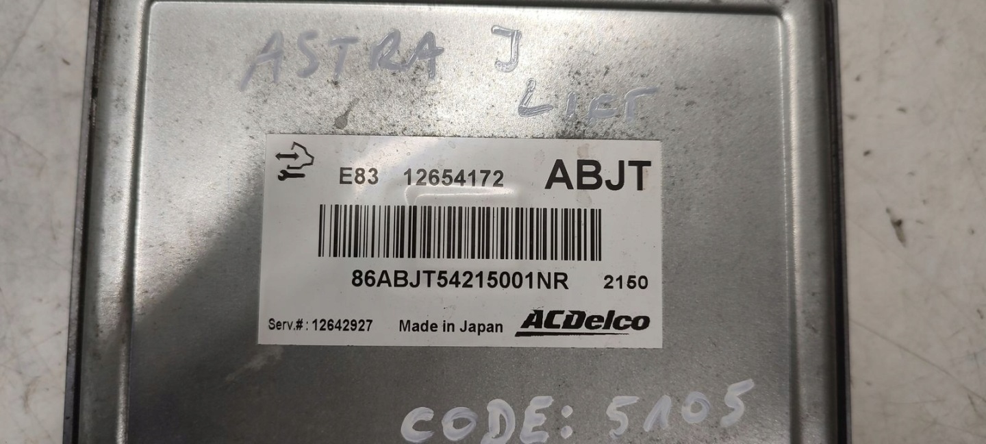 control unit computer of the engine z kodem Opel Astra J LIFT 1,6 HB