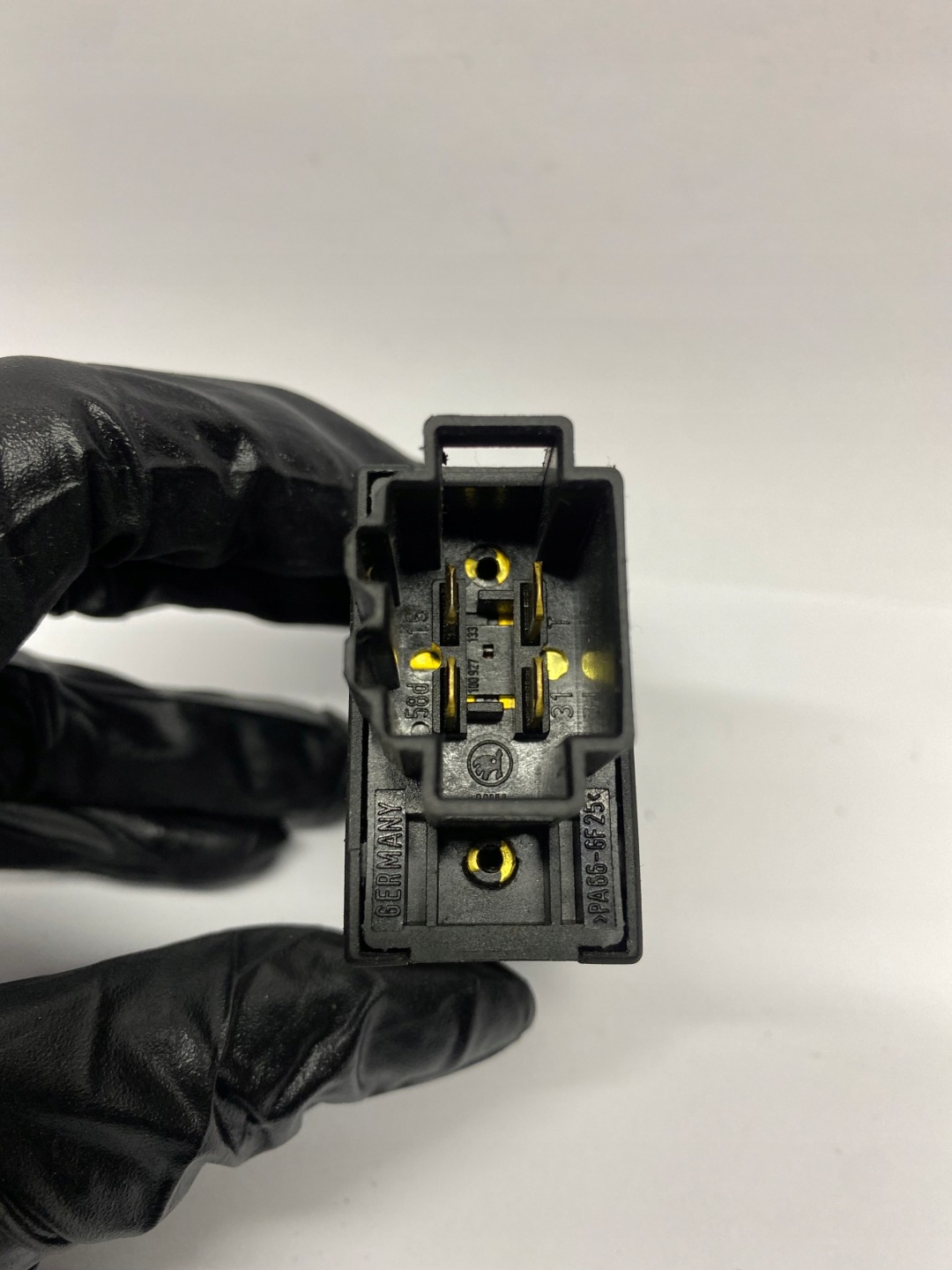 switch button ASR 1U0927133 SKODA OCTAVIA 1U