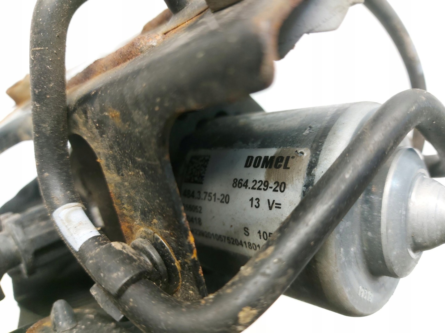 BMW G30 530e pump vacual 6880628-02