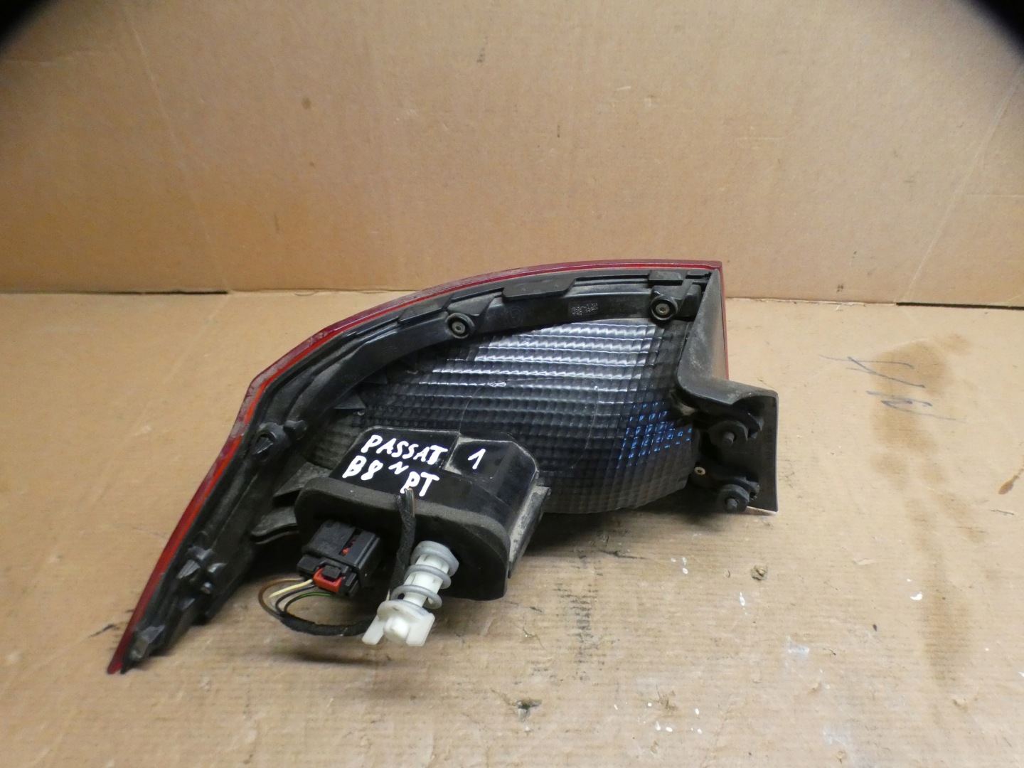 VW PASSAT B8 sedan light right rear part LED 3G5945312