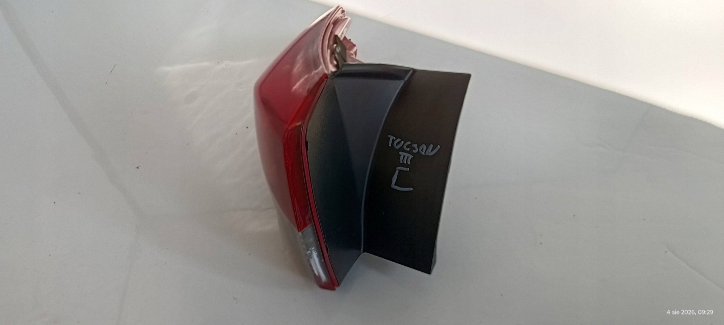 light left rear part rear left 92401-D3 HYUNDAI TUCSON 3 III 2015