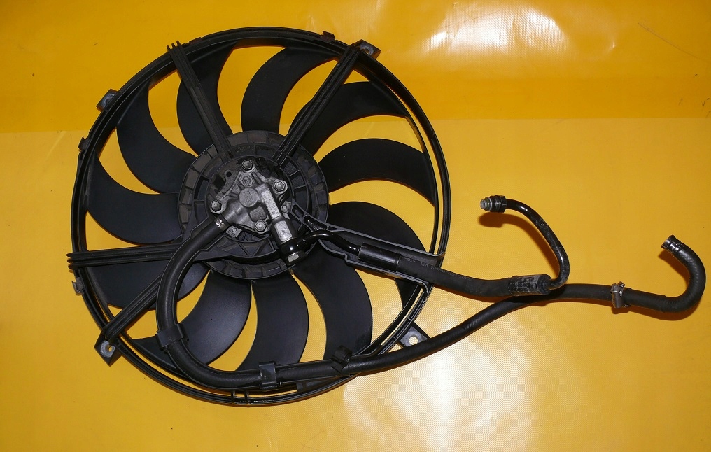 ventilator hladnjaka vode AUDI A8 D2 3.3 TDI LIFT 4D0121308