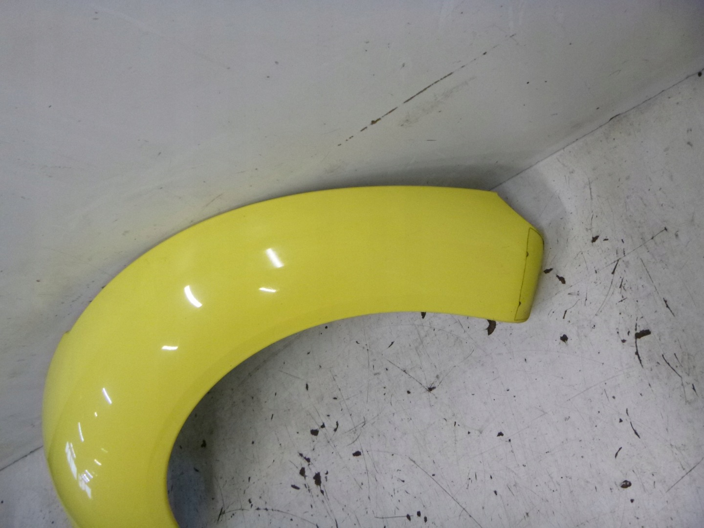 fender left front VW New Beetle LD1B ZOLTY 99-05r