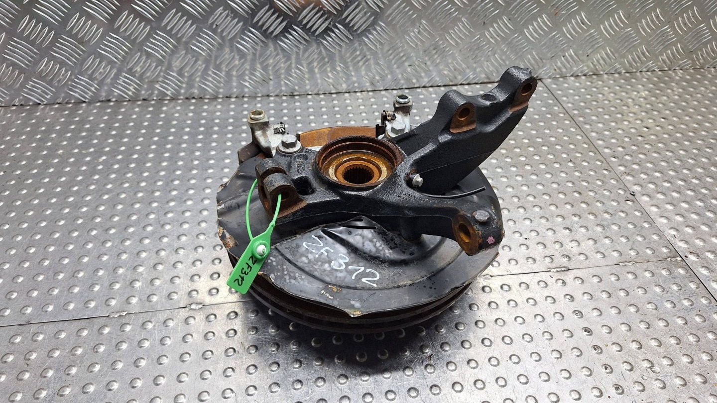 otoč čepu pravý předek L1TC-3K170-B1A FORD PUMA MK2