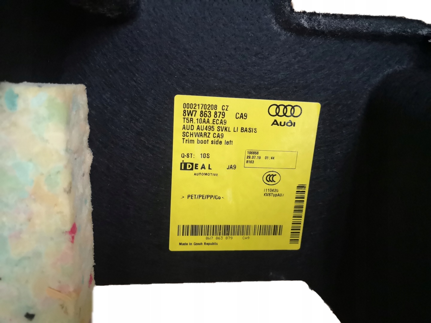 AUDI A5 8W CABRIO boot upholstery left 8W7863879