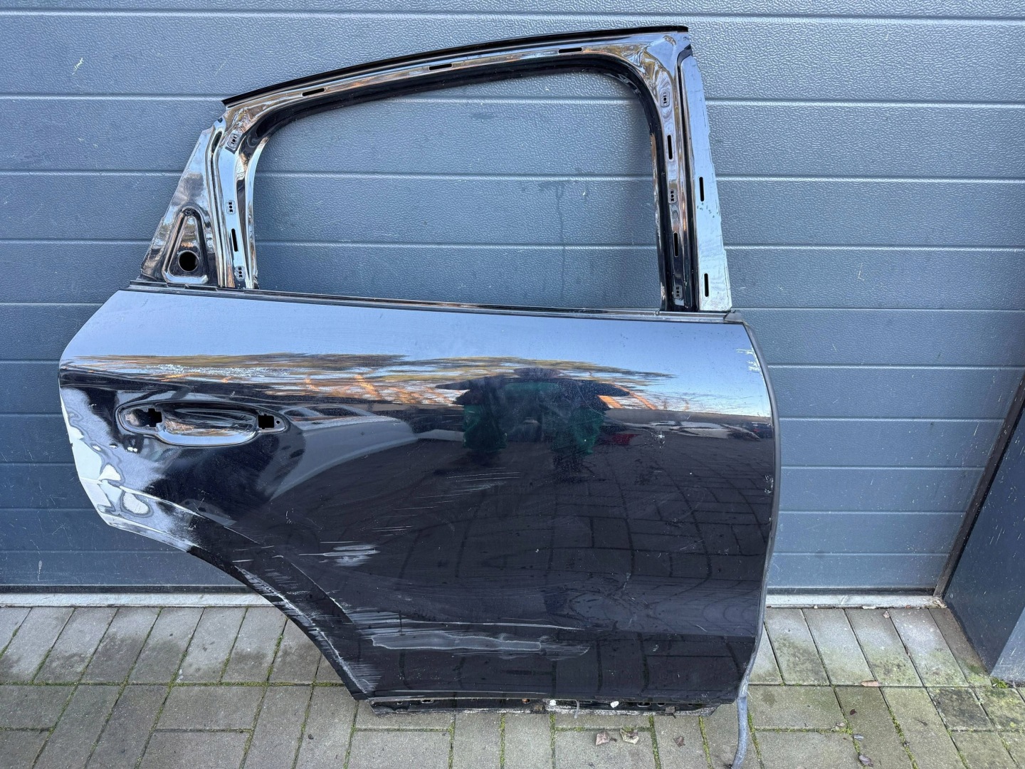 Porsche Cayenne 9Y3 door rear part right rear. right