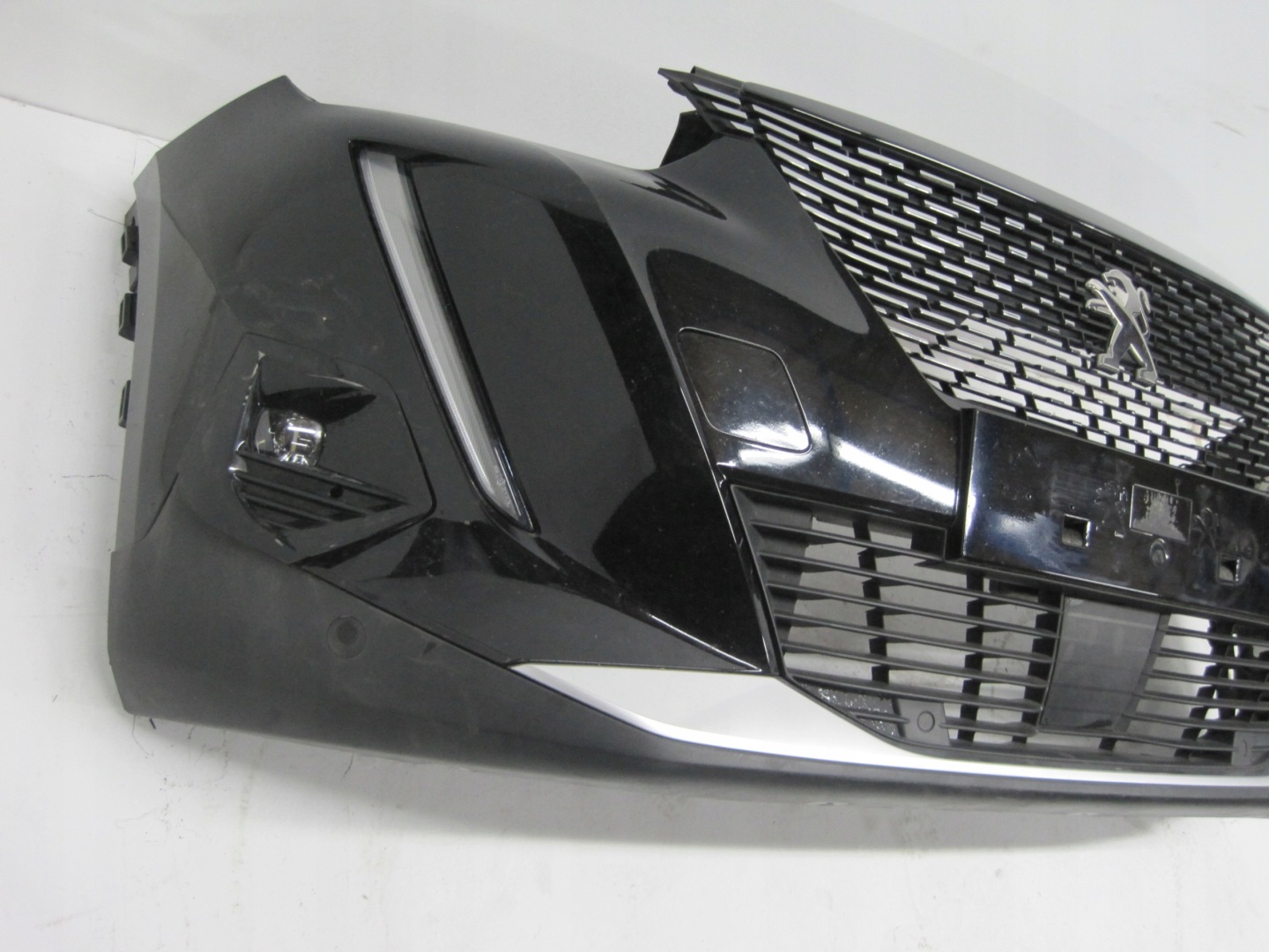 bumper PEUGEOT 2008 II 4 PDC below RADAR front front