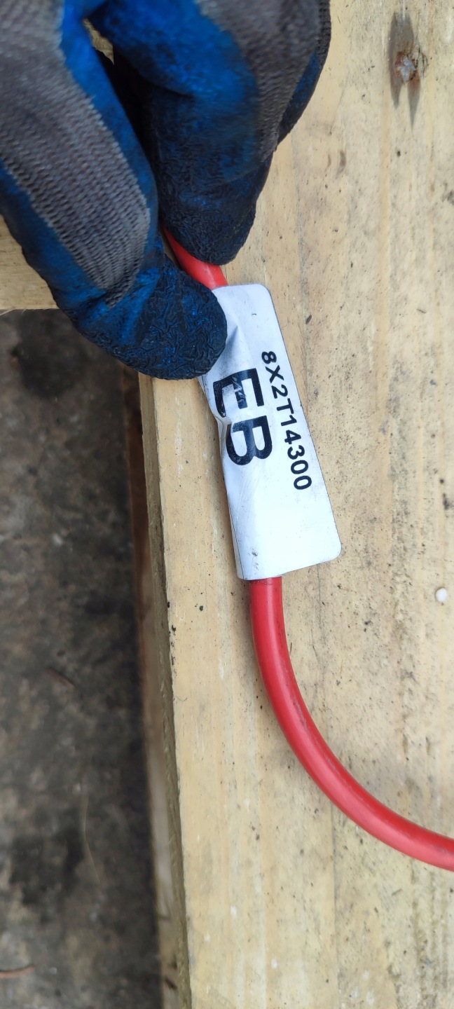 bundle KABEL PLUSOWY JAGUAR XF X250 8X2T14300EB