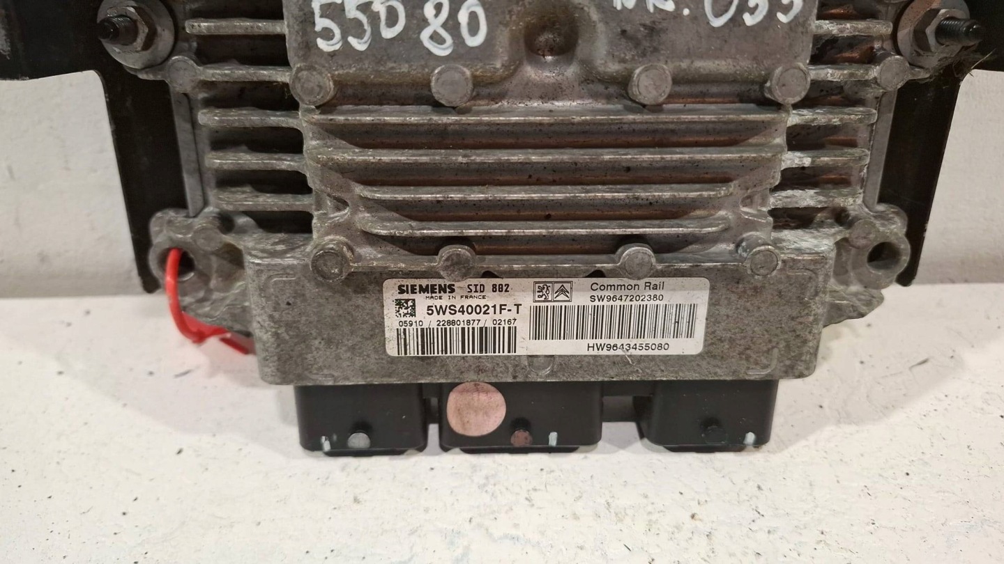 control unit of the engine computer 5WS40021FT Citroen Peugeot 1.4 HDI