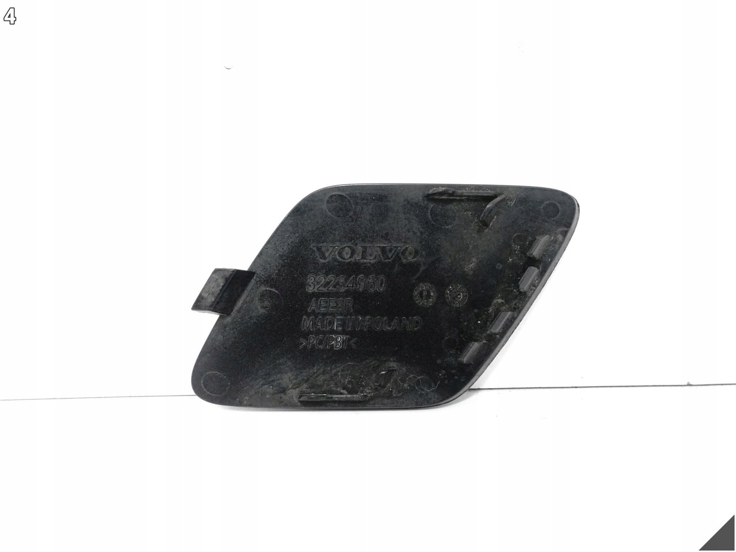 VOLVO XC60 II (2 GENERACJA) R-design LIFT 21- towing hook cap W bumper front