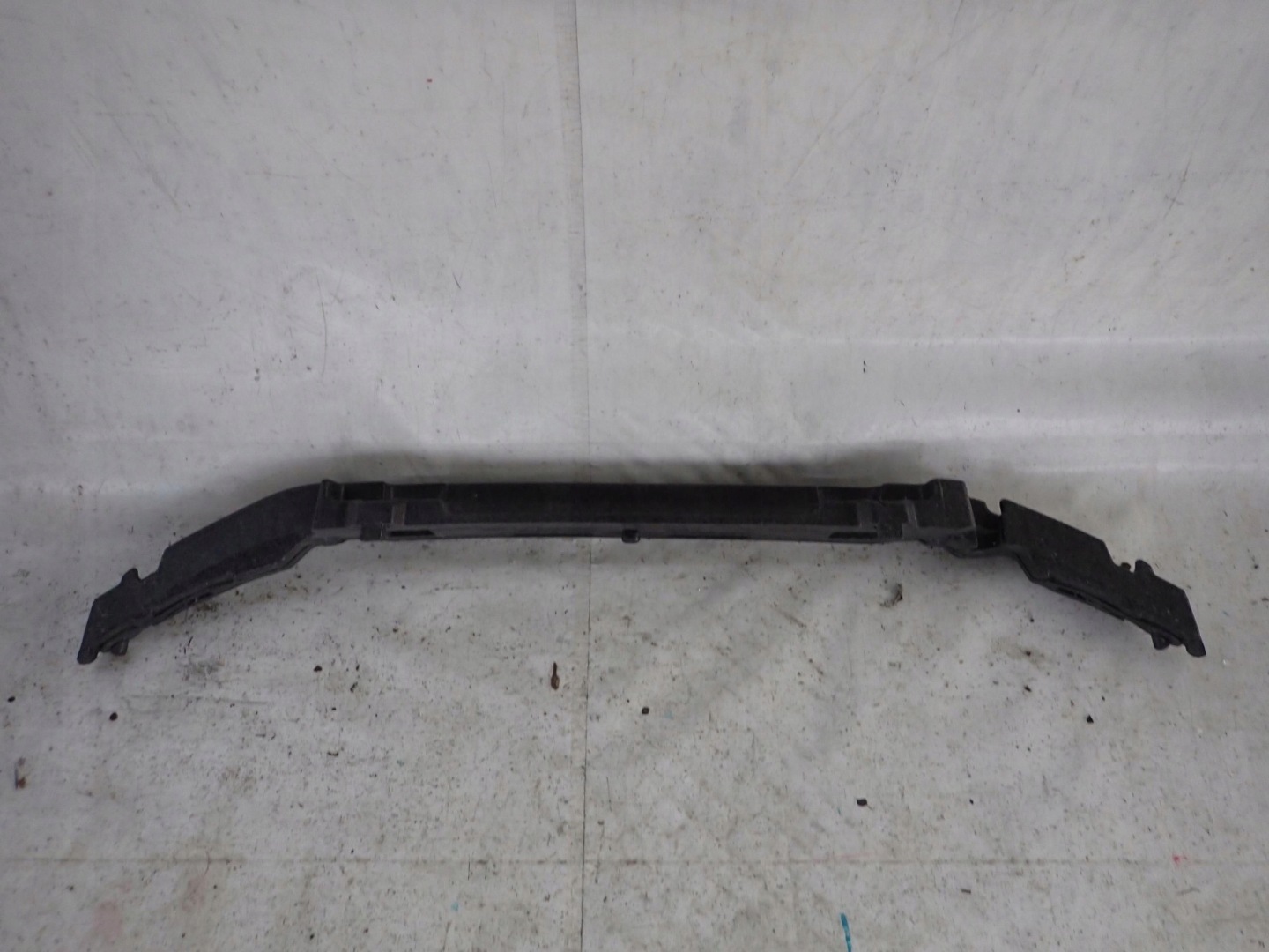 VW TOURAN II 5TA 15- PIANKA ABSORBER front