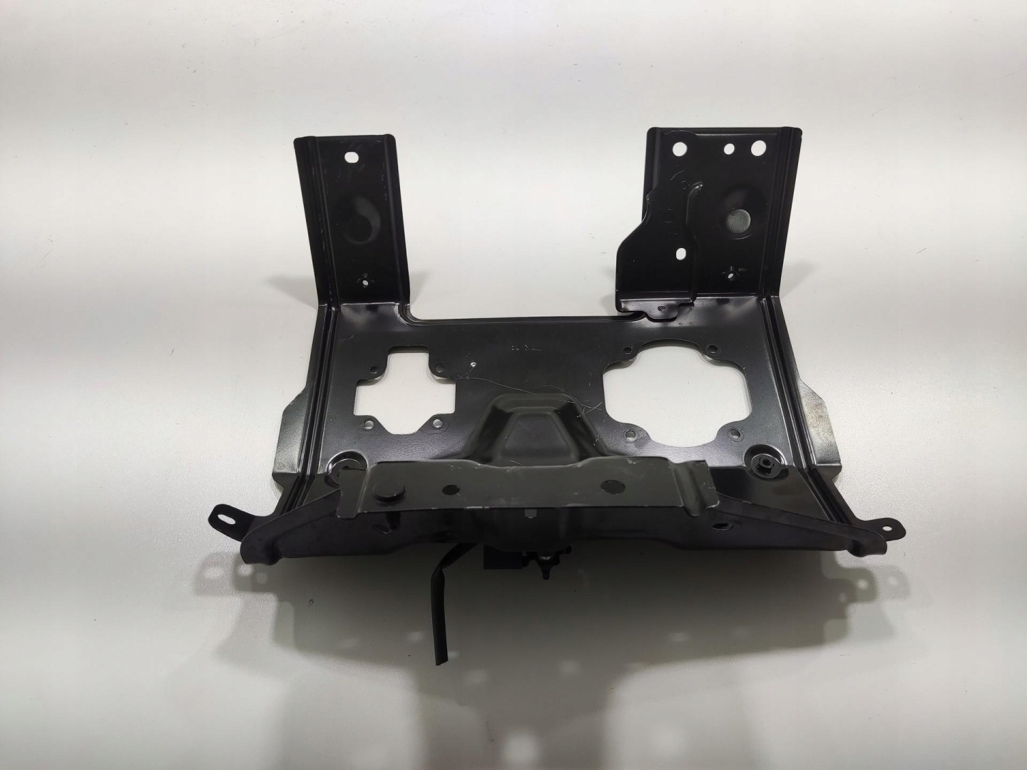 support bracket holder GNIAZDA LADOWANIA NISSAN E-NV200 2014-2021