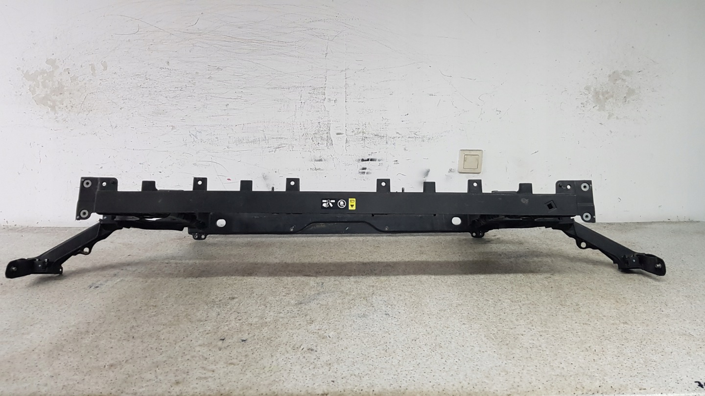 HYUNDAI I30 III 16 - support panel for radiators pillar 8187