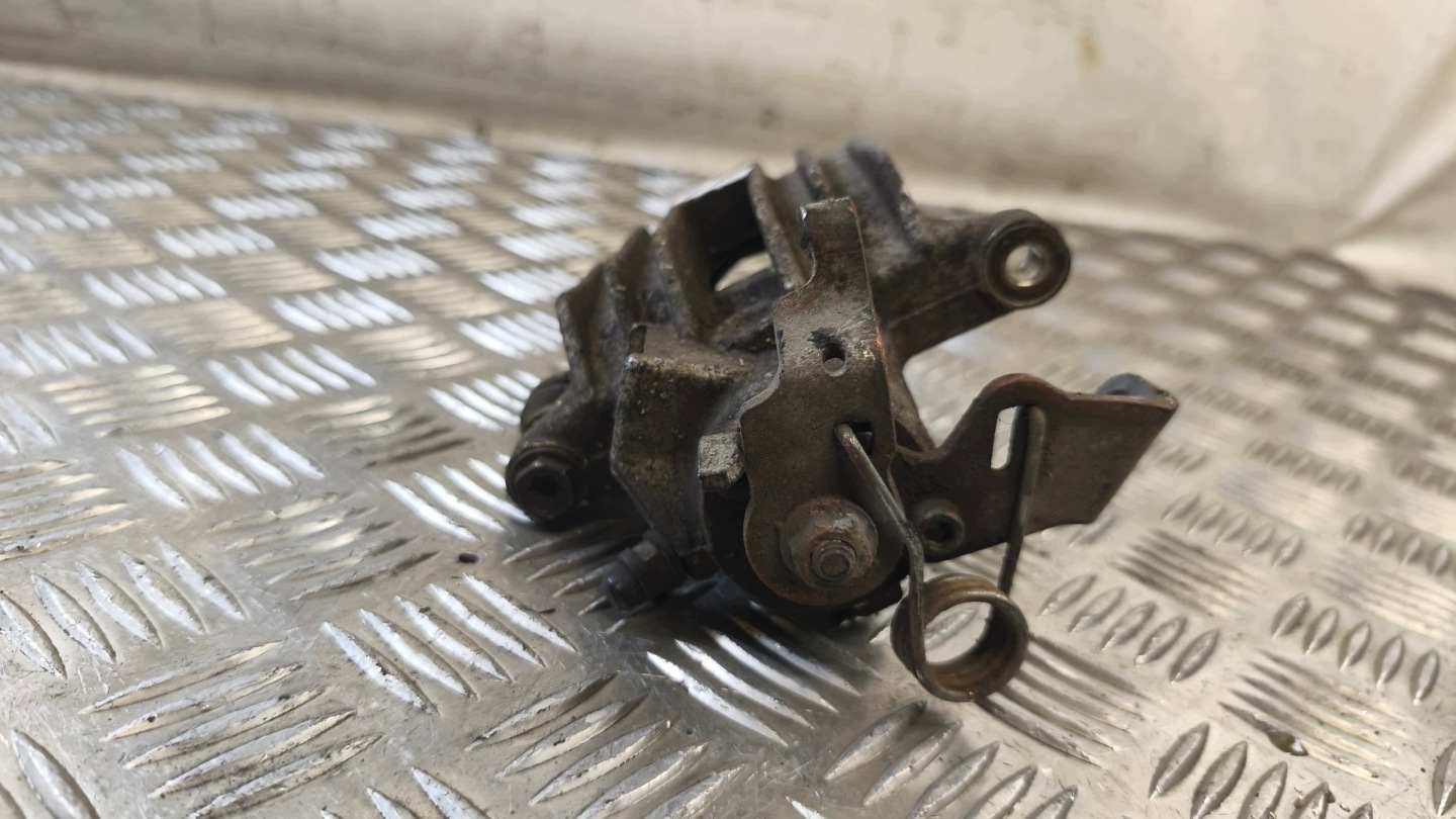 caliper brake right rear part SEAT LEON and 1.6B 1999r