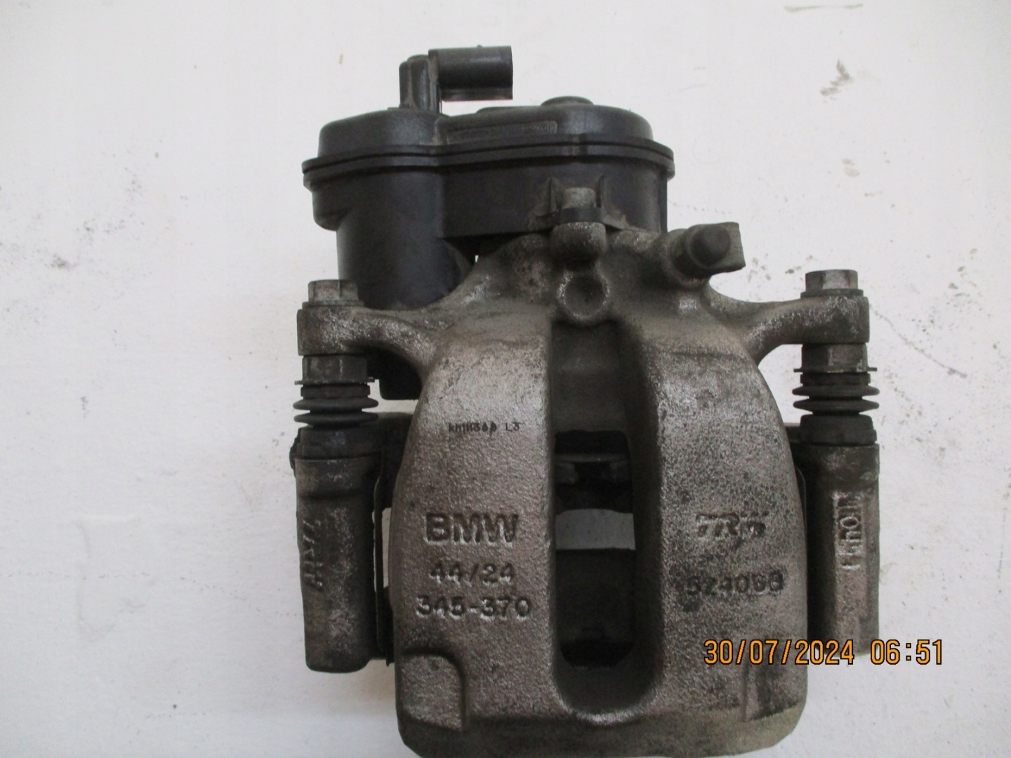 caliper calipers BMW X6 G06 right left rear