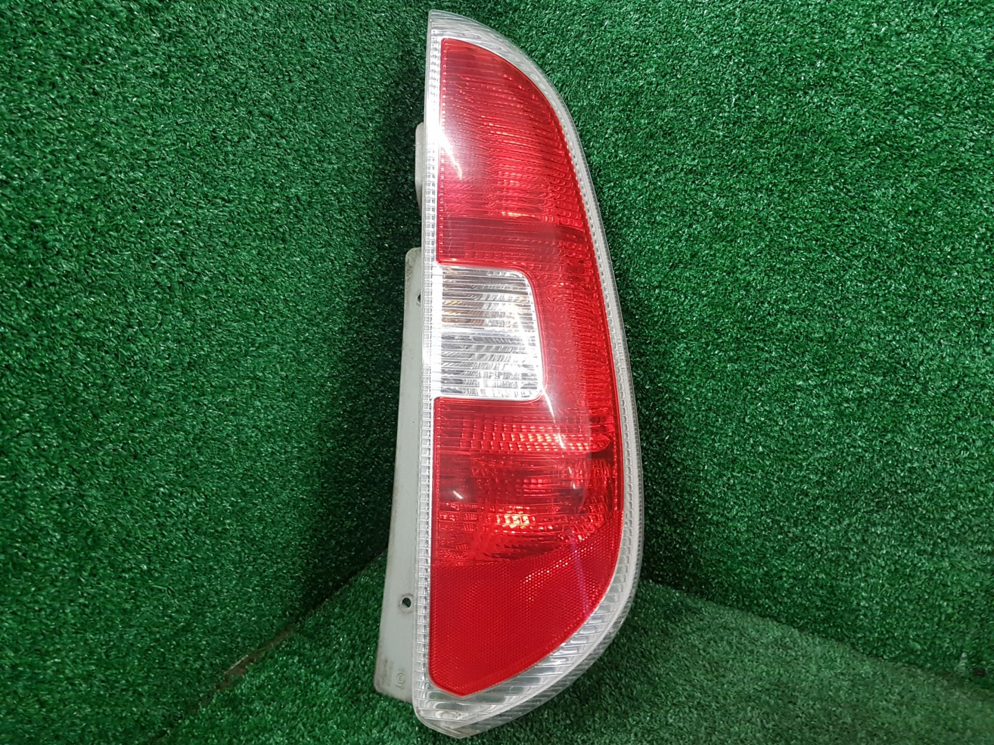 light right rear SKODA ROOMSTER